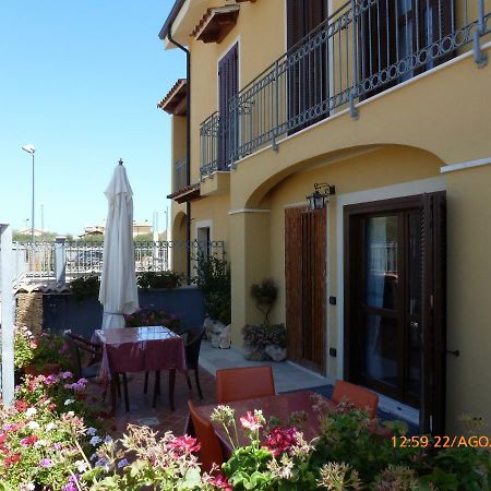 Bed and Breakfast Sogno Di Mare Pula Exterior foto