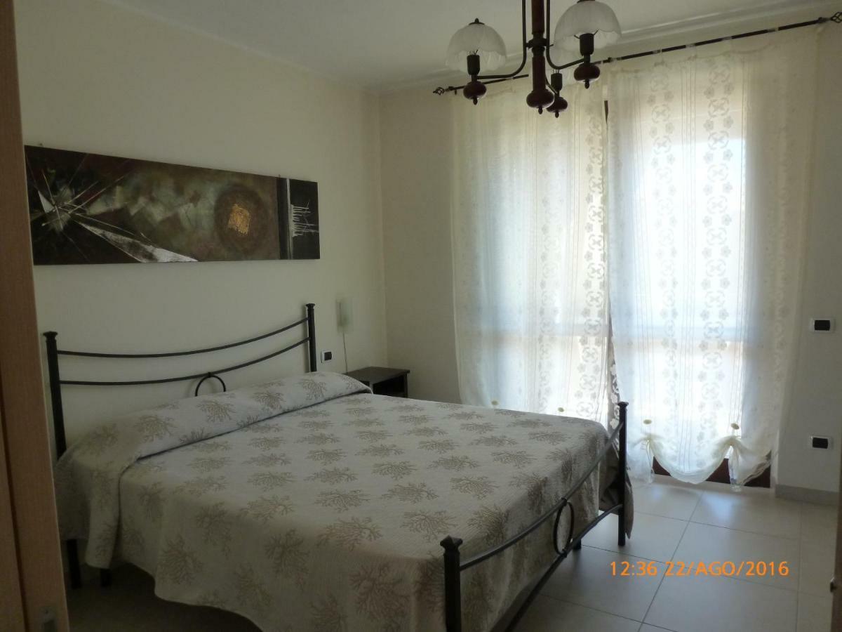 Bed and Breakfast Sogno Di Mare Pula Exterior foto